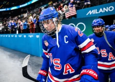 ASV hokejistes sagrauj Zviedriju un iekļūst olimpisko spēļu hokeja turnīra finālā