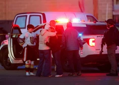 ASV hokeja spēles laikā nošauti divi cilvēki