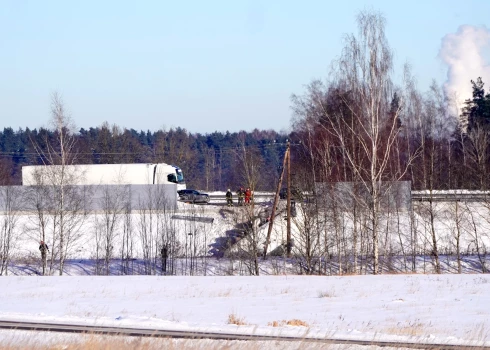 Avārija Ķekavas apvadceļa posmā starp Baložiem un Rīgas apvedceļu, kur notikusi deviņu automašīnu sadursme.