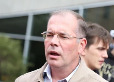 Šlesers aicina atņemt Mamikinam pilsonību pēc izteikumiem Krievijas televīzijā