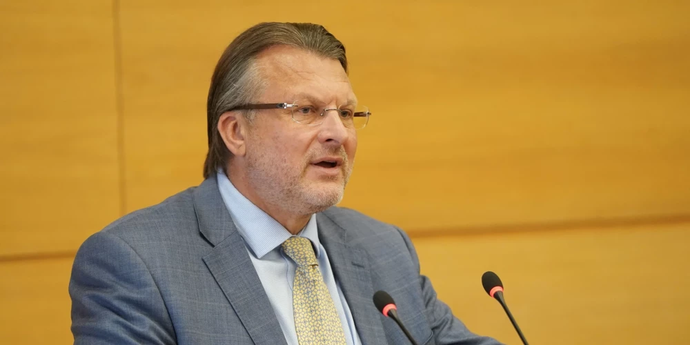 Айнар Шлесерс.