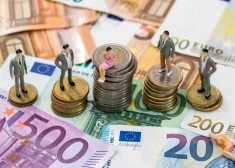 Средняя зарплата в Латвии снова всех опередила, но люди уже не верят в рост доходов