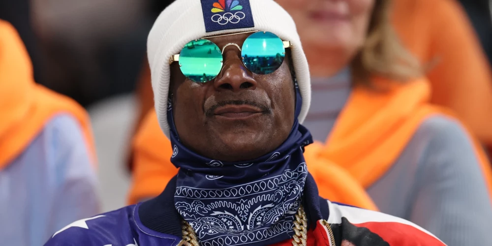 Milānas–Kortīnas spēlēs reperis Snoop Dogg tika pieteikts kā NBC korespondents un ASV komandas goda treneris.