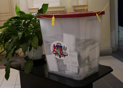 ЦИК расширяет возможности для голосования в Латвии и за рубежом.