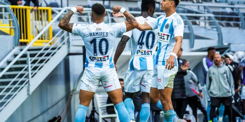 Uzvarētāju labā Režinaldu Ramiress guva divus vārtus (foto: "Riga Football Club" / Facebook)