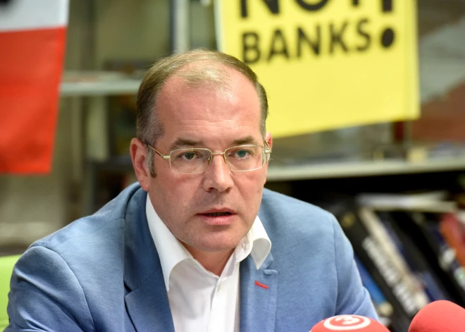 Решают вопрос о гражданстве Мамыкина: все - за лишение, но есть интересные нюансы