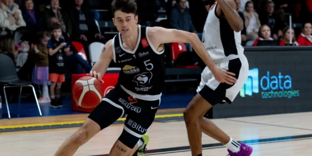 Valmieras basketbolisti sagādāja čempionei rekordsmagu zaudējumu (foto: "Valmiera Glass VIA Basketbols" / Facebook)