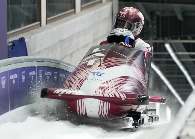 Латвийские бобслеисты завершили Олимпийские игры на восьмом месте