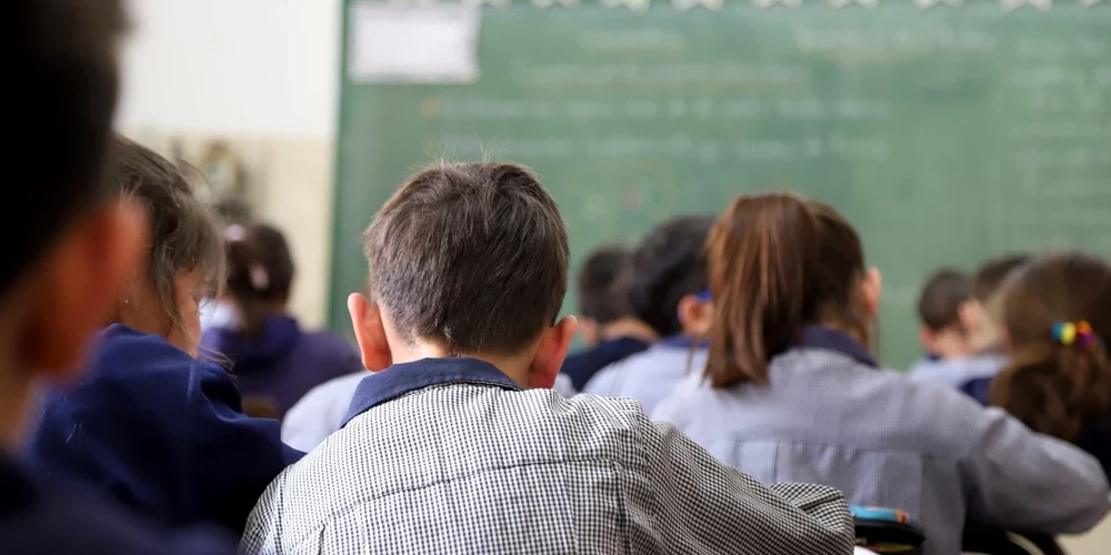 Valsts kontrole secinājusi, ka bērniem Latvijā nav nodrošināta vienlīdz kvalitatīva pamatizglītība.