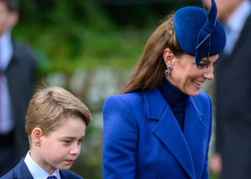 Princis Džordžs ar princesi Ketrīnu.