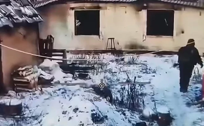 Krievi nelielās grupās laiku pa laikam iebrūk Grišino, taču viņi tur nespēj nostiprināties.