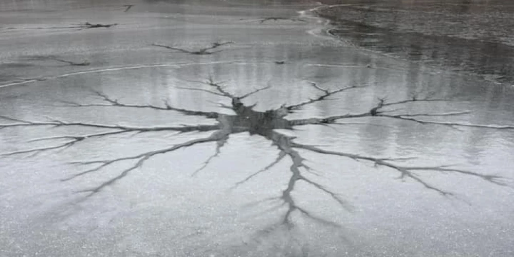 Таинственные «порталы» на замёрзших озёрах — что это на самом деле?