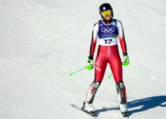 На Олимпиаде в Италии лучшая горнолыжница Латвии не смогла добраться до финиша