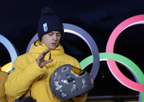 Ukrainas skeletonists Vladislavs Hersakevičs sacensībām netika pielaists, jo vēlājās godināt agresoru nonāvētos tautiešus.