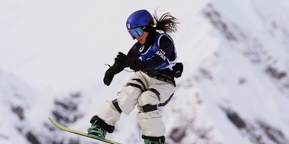 Japānas snovbordiste Mari Fukada.
