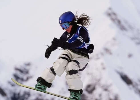 Japānas snovbordiste Mari Fukada.