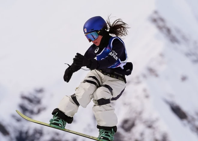 Japānas snovbordiste Mari Fukada kļūst par olimpisko čempioni
