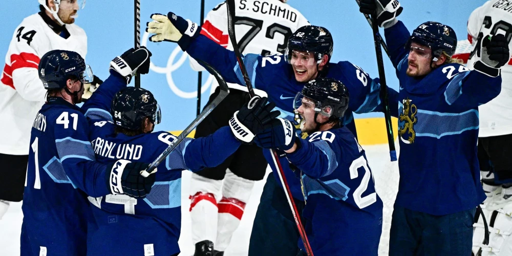 Somijas vīriešu hokeja izlase trešdien iekļuva olimpisko spēļu pusfinālā, atspēlējoties no divu vārtu deficīta.