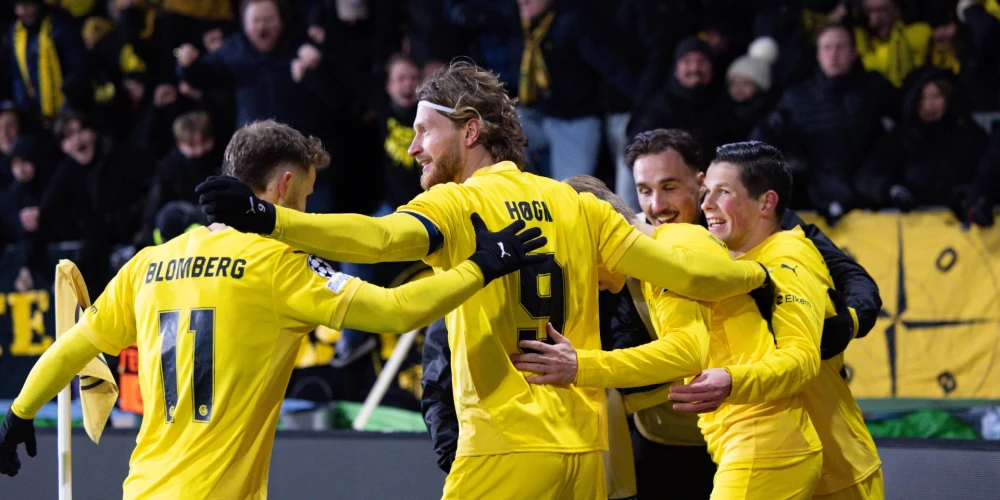 "Bodo/Glimt" futbolisti priecājas par vārtu guvumu.