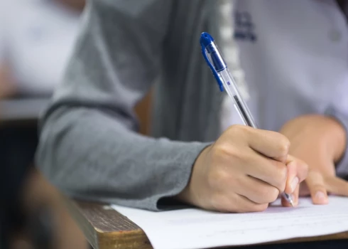 Valsts vienoto kvalifikācijas eksāmenu nokārtojuši vien 35% topošo juristu. 