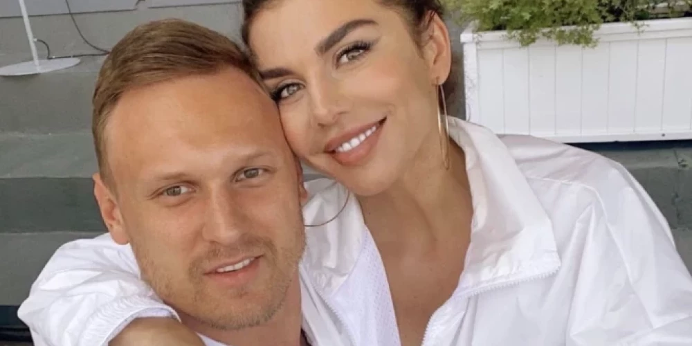 Jānis Timma un Anna Sedokova (ekrānuzņēmums no "Instagram"). 