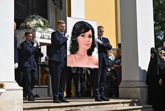 Похороны Анастасии Заворотнюк.