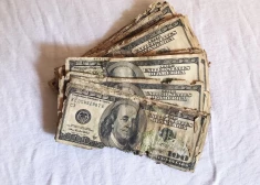 Международная организация от всей души похвалила Латвию за полное избавление от нехороших денег