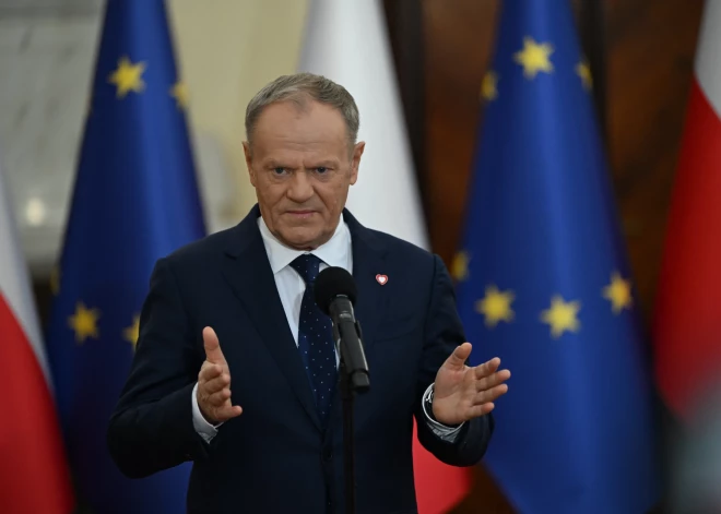 Polijas premjers aicinājis visus Polijas pilsoņus nekavējoties pamest Irānu