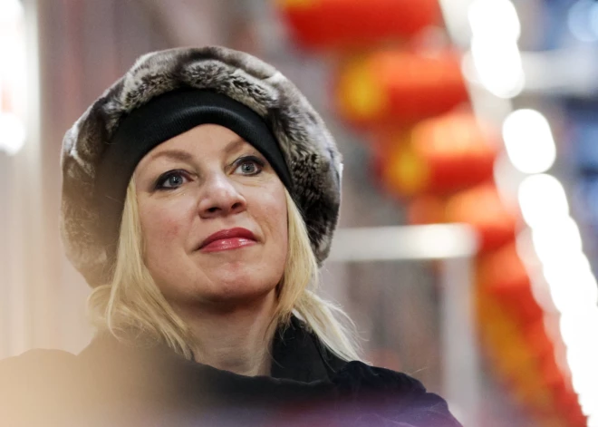 Zaharova reaģē uz Igaunijas ārlietu ministra izteikumiem Minhenes drošības konferencē: "Viņš pirmais aizbēgs"
