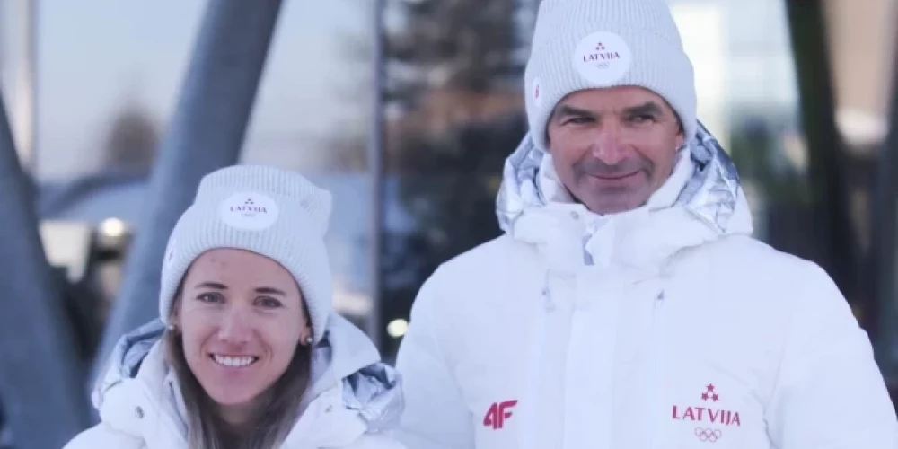 Ilmārs Bricis (no labās) tagad būs līdzās Baibai Bendikai arī trases malā.