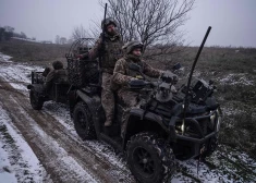 Krievu kara korespondenti apgalvo, ka Ukrainas bruņotie spēki ir pārrāvuši okupantu aizsardzību Zaporižjas apgabalā