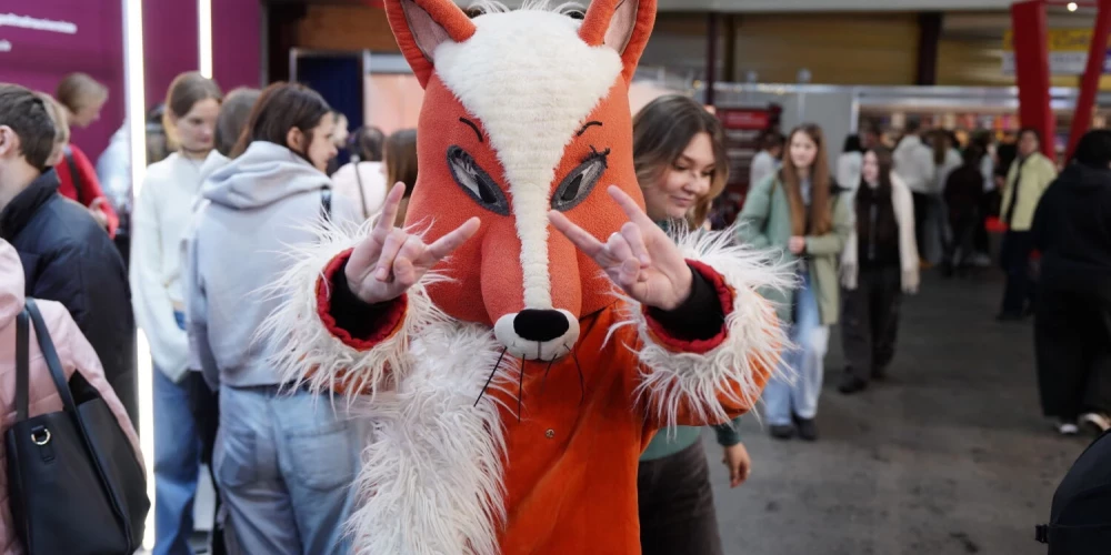 Izstādē piedalās valsts un privātās augstskolas, tehnikumi, profesionālās vidusskolas, koledžas, kā arī ārvalstu izglītības iestāžu pārstāvji. 