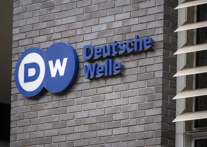 Vācija piegriež "finanšu skābekli" slavenajai raidorganizācijai "Deutsche Welle"