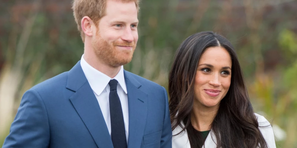 Princis Harijs un Megana Mārkla 2017. gada novembrī, kad paziņoja par saderināšanos.