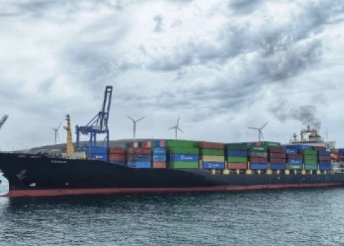 Konteinerkuģis "Nora" (ekrānuzņēmums no "X")