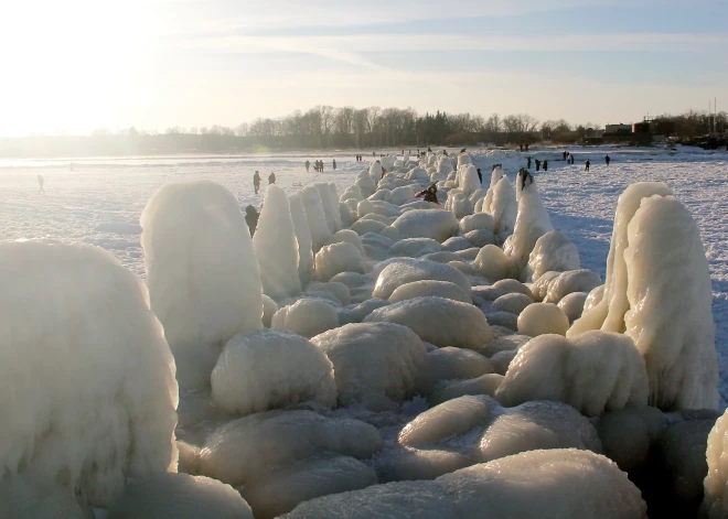 Piektdien vietām gaidāms sniegvilksnis