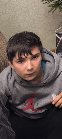 Bezvēsts pazudušais 15 gadus vecais Vladislavs Potoročins pēdējo reizi manīts 19. februārī.