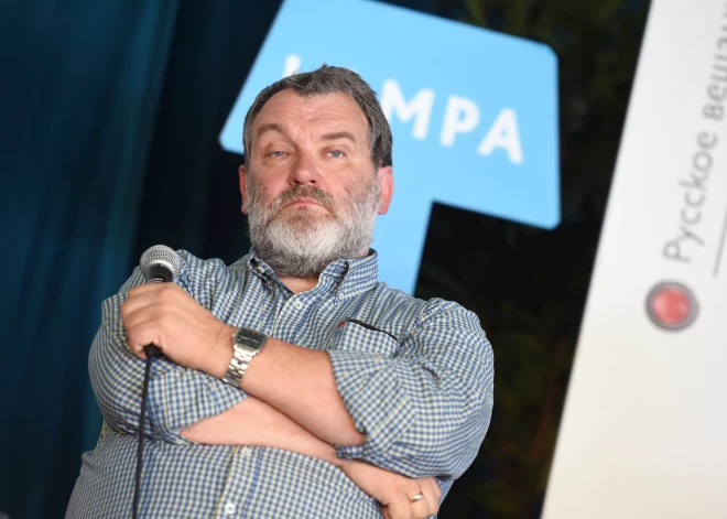 Политолог потребовал СГБ публично объяснять отказы в допуске к гостайне: "Иначе Барташевич становится почти героем в Резекне"