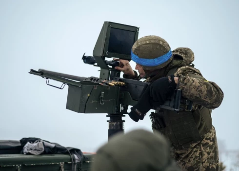 Krievu iebrucēju jaunā shēma ievērojami sarežģī Ukrainas pretgaisa aizsardzības darbu.