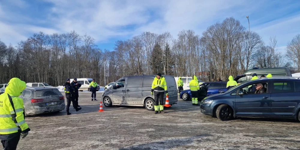 Pārrobežu patrulēšanā Valkas novadā.