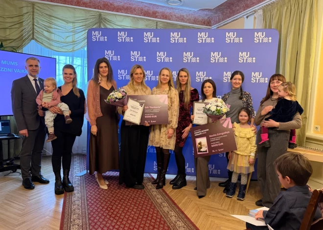Apbalvotas sekmīgākās Mārupes novadā mammas-uzņēmējas 