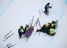 19 gadus vecais Jaunzēlandes frīstaila slēpošanas talants olimpiskajās spēlēs gūst galvas traumu
