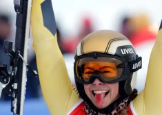 Slēpošanas krosā uzvar vāciete Maijere; slēpošanas akrobātikā labākais Vans Sjiņdi