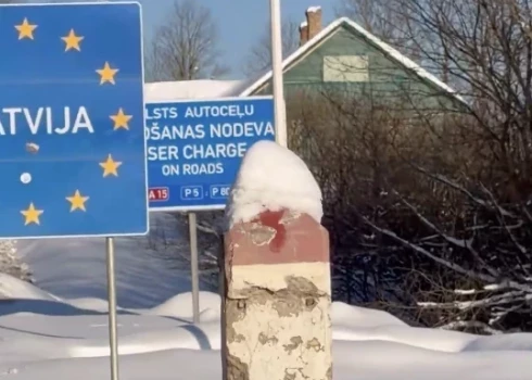Видео с границы Латвии вызвало волну возмущения в сети.