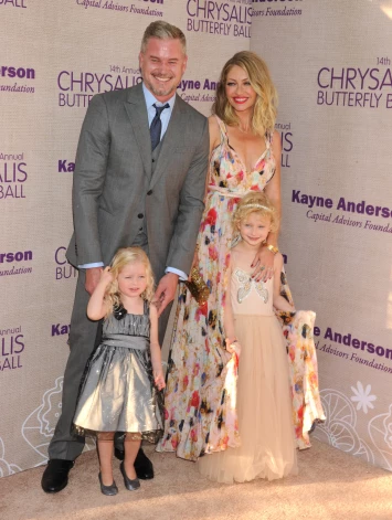 Эрик Дэйн с семьей в 2015 году.