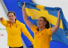 Zviedrijas sieviešu izlase kērlingā kļūst par četrkārtēju olimpisko čempioni