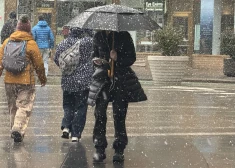 “Šāda vētra nav pieredzēta desmit gadus”: Ņujorkā izsludināts pārvietošanās aizliegums