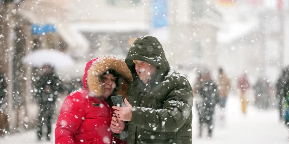 Lielākajā Latvijas daļā gaidāms sniegs.