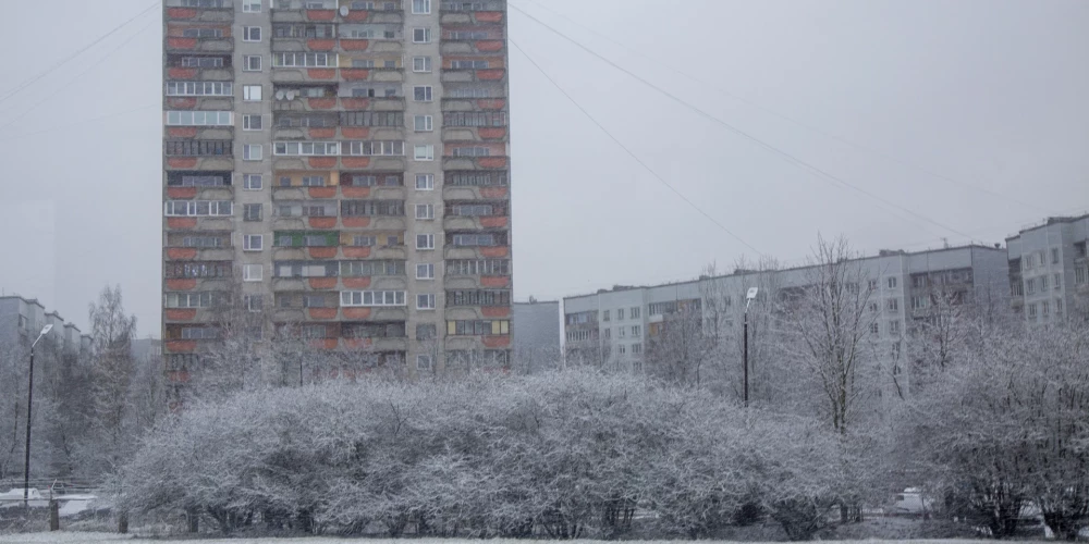 Meklē risinājumu, kā dzīvokļu pircējus pasargāt no krāpniekiem.