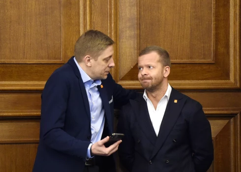 Igors Judins (no kreisās) un Aleksejs Rosļikovs.